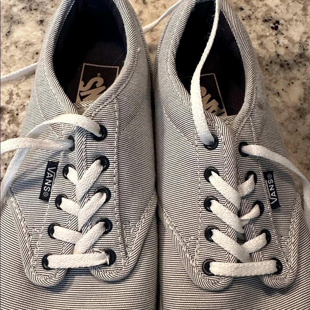 Navy and white stripped Vans - Picture 3 of 9